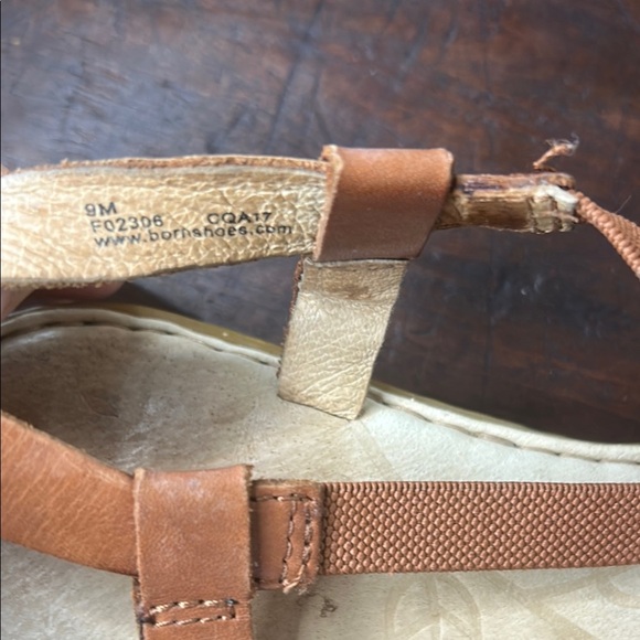 Born Brown Strappy Sandals SZ 9 - Picture 6 of 8